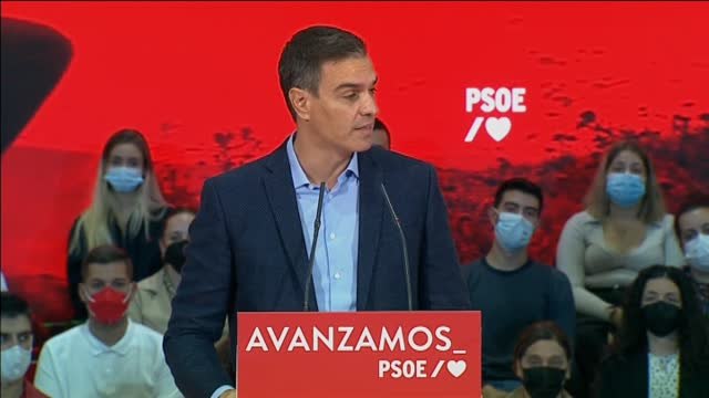 Pedro Sánchez: Aquellos que pontifican recortes en el Estado de Bienestar son los que aparecen en los Papeles de Pandora