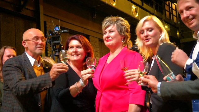 La suma de dos coaliciones gana al primer ministro checo Babis. Los comunistas se quedan fuera