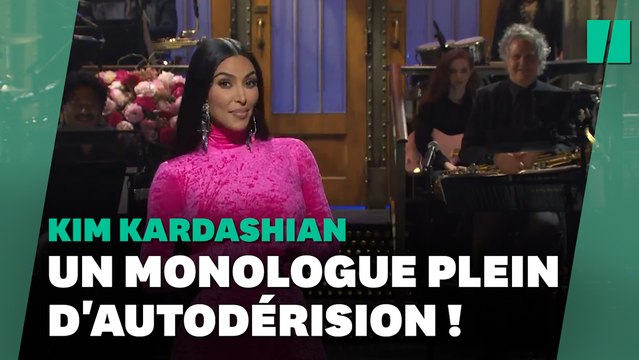 Kim Kardashian s'est bien lâchée sur sa famille dans le Saturday Night Live