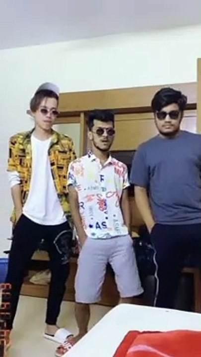 এইবার বাংলার তিন সুপারস্টার একসাথে নাচ।
