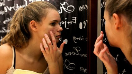 8 Amazing Home Remedies to get rid of Dark Spots