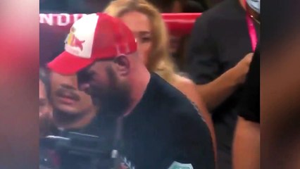 El momento bochornoso de Wilder ante Fury que le tacha de mal deportista