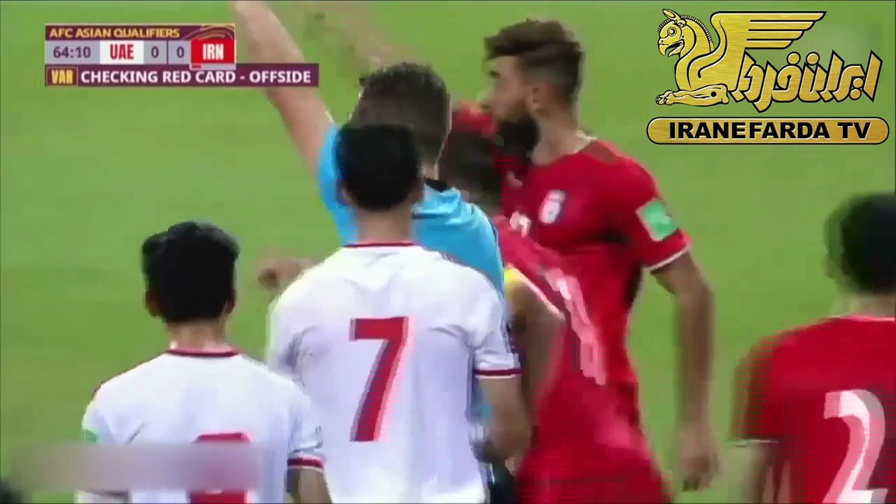 ادیب زاده:سران نظام علاقه ای  به میزبانی تیم ملی فوتبال ایران ندارند