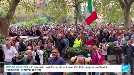 下载视频: Protestas en Italia contra la obligatoriedad del pase sanitario para trabajar