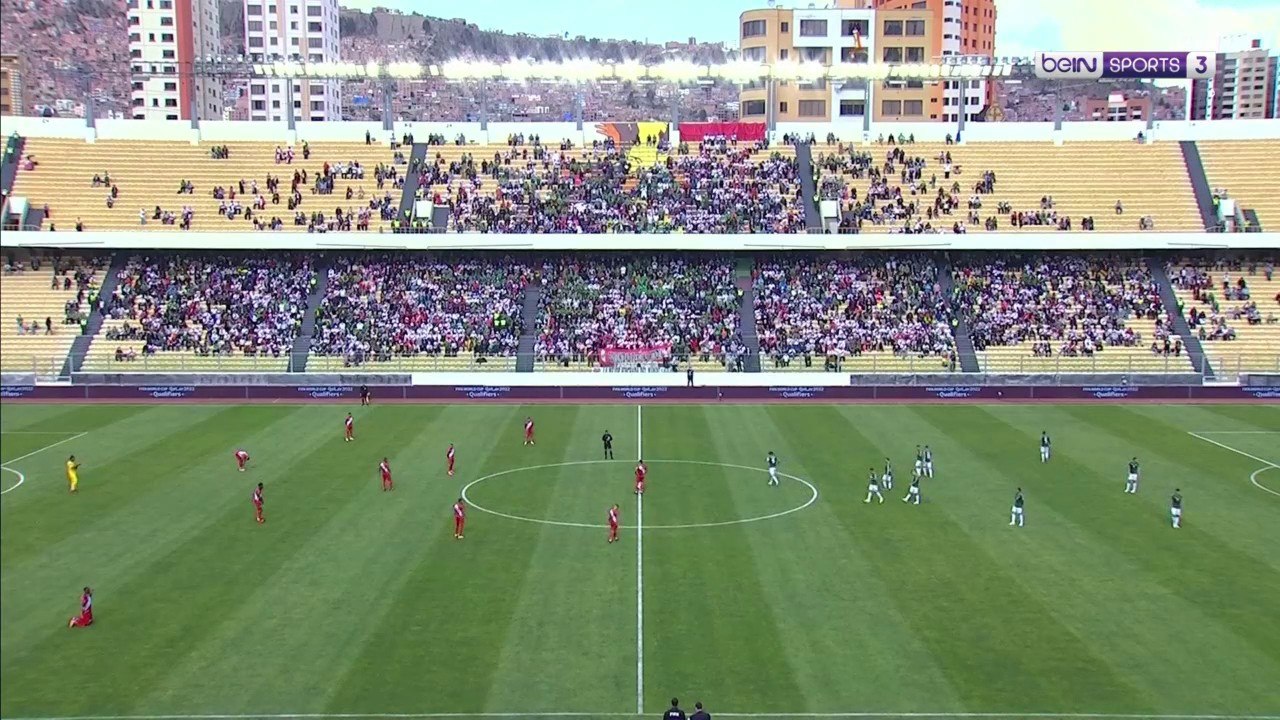 Bolivia v Peru