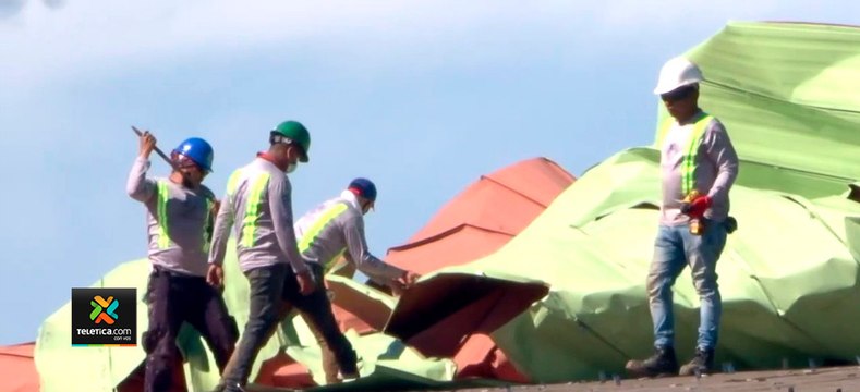 b tn7-Este-domingo-iniciaron-reparaciones-en-techo-del-Hospital-de-Heredia 101021.