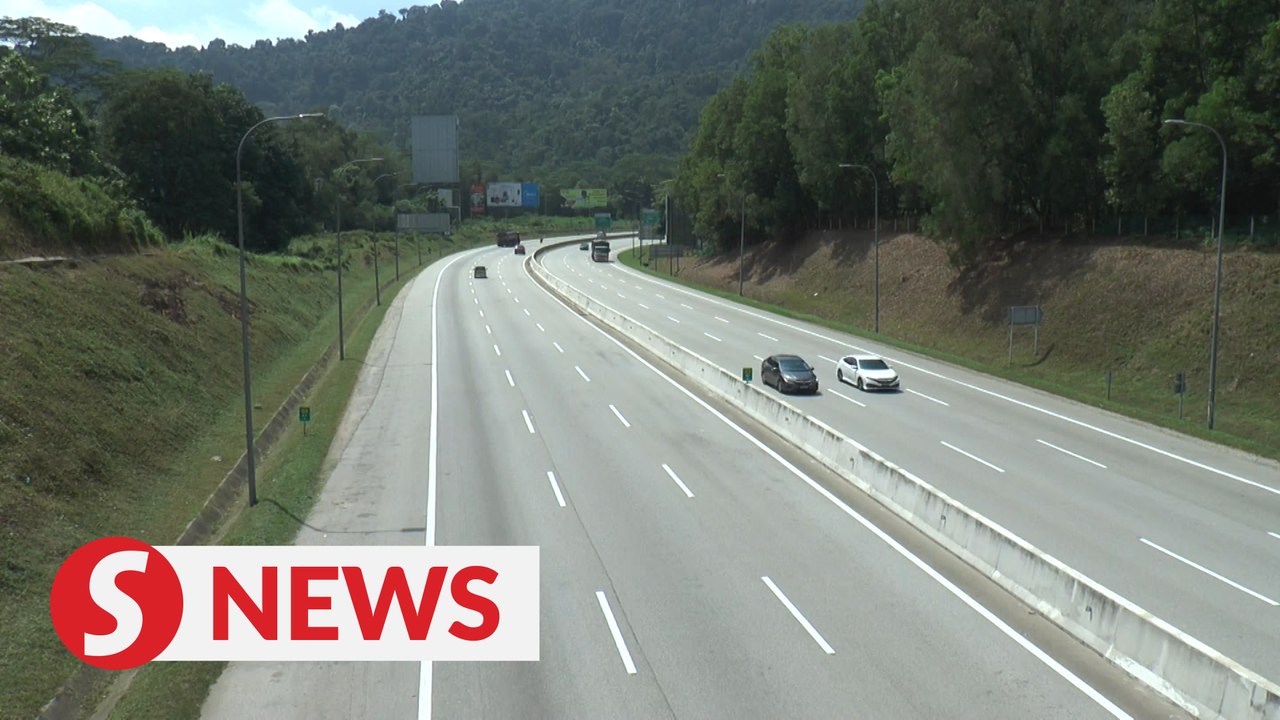 Interstate travel: Smooth traffic flow at Gombak toll plaza