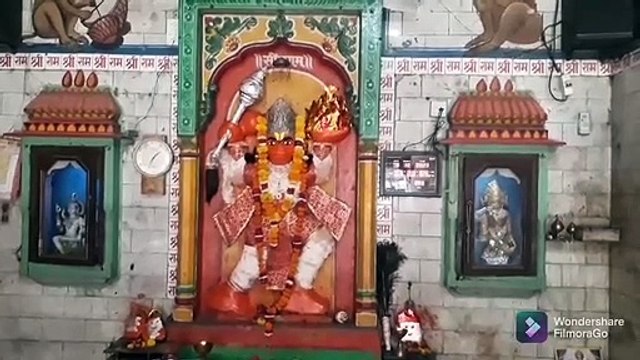 हनुमानजी को लगती गर्मी तो भक्तों ने लगवाया एसी