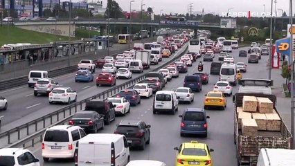 İstanbul trafiğinde Pazartesi yoğunluğu