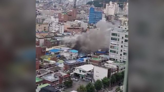 광명 다세대 주택서 불...80대 여성 전신 2도 화상 / YTN