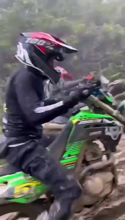 Les pros de moto cross qui n'arrivent pas à monter ! Fail