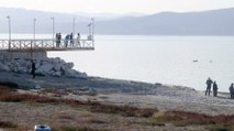 Burdur Gölü’nün suyu, iskeleden 2 metre uzaklaştı
