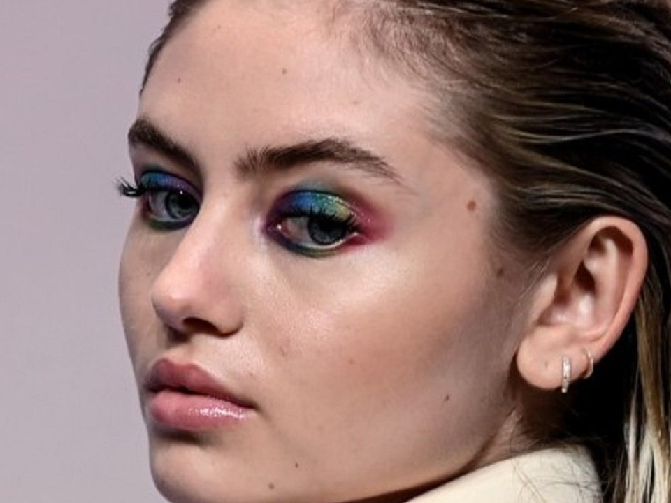 Leni klum: so freizügig zeigt sich die 17-jährige auf instagram