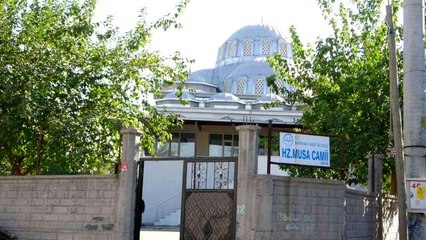 Batman'da hırsızlar camilere dadandı