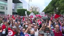 Tunisie: le pays se dote d'un nouveau gouvernement
