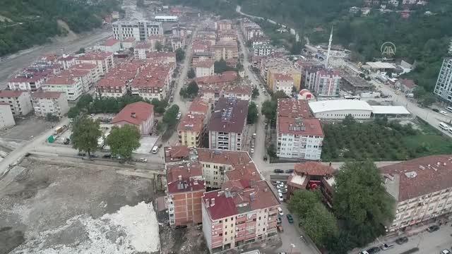 KASTAMONU - Sel felaketinin üzerinden 2 ay geçen Bozkurt'ta yaralar sarılmaya devam ediliyor
