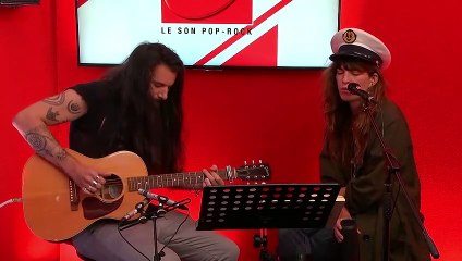 PÉPITE - Lou Doillon et Waxx interprètent "Light My Fire" en duo dans "Foudre