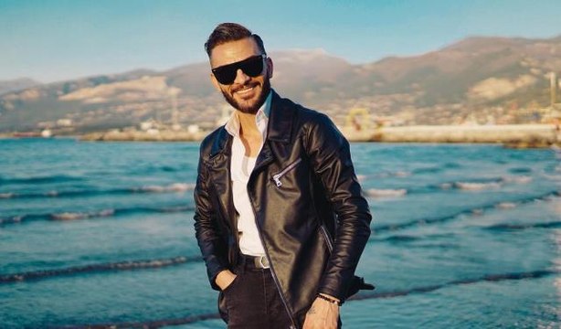 Erdal Erdoğan kimdir? Kaç yaşında, nereli, mesleği ne? Erdal Erdoğan'ın şarkıları nelerdir? Erdal Erdoğan neden saldırıya uğradı?