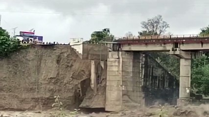 Uttarakhand में तबाही का मंज़र, पानी के बहाव से टूटा Haldwani का गोला पुल