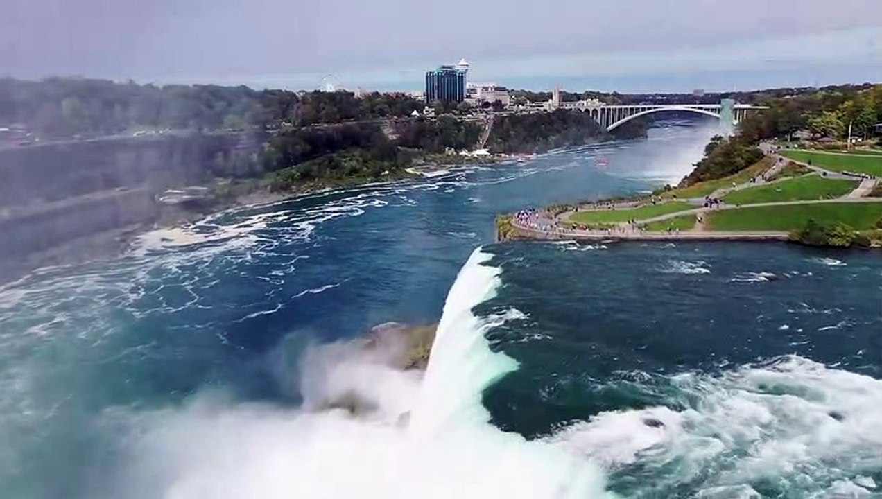 1 Minute Ambient Piano Music- Music For Relax And Stress Relief