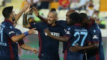 Trabzonspor'u yıkan gelişme! Yıldız futbolcu, Fener maçı öncesi milli takımda sakatlandı