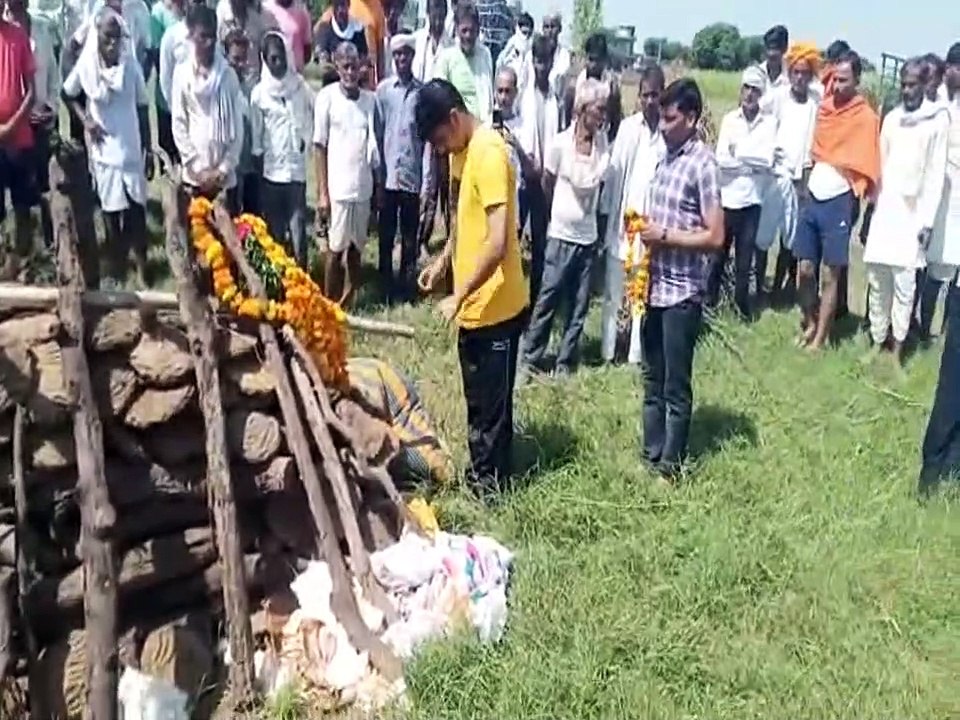 नागर का राजकीय सम्मान के साथ हुआ अंतिम संस्कार