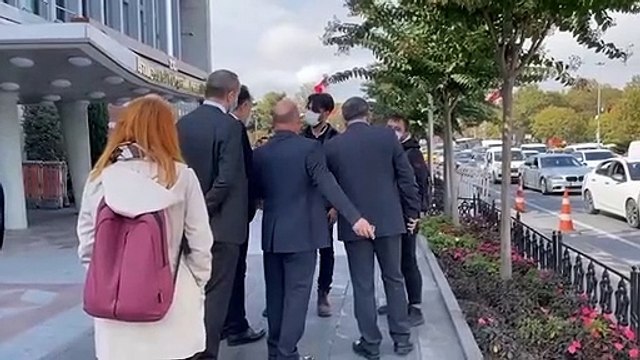 İmamoğlu'na görülmemiş tepki! Cansız bedeni getirip belediye önüne attı