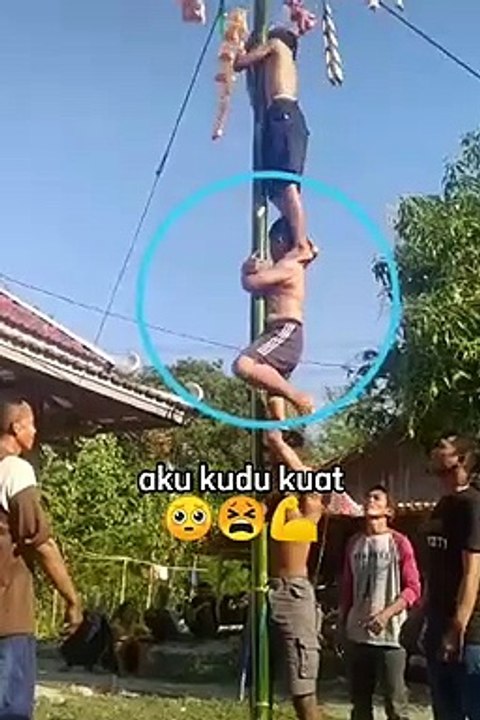 Aku kudu kuat /I have to be strong