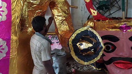 Video: रावण के पुतले बनाने वाले कारीगरों की 75 फीसदी कमाई लील गया कोरोना