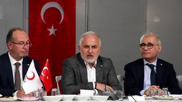 Türk Kızılay Genel Başkanı Kınık, Kızılay gönüllüleriyle bir araya geldi