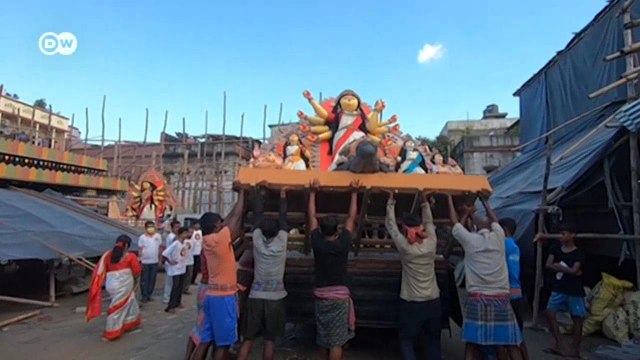 Пятидневный фестиваль в Индии вопреки опасениям о новой волне ковида (12.10.2021)