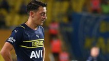 Mesut Özil'in paylaşımı Fenerbahçelileri mest etti: Ne güzel demiş rahmetli