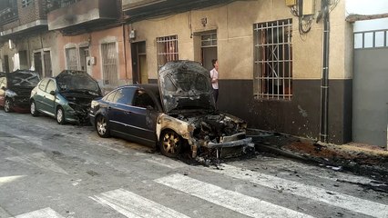Estado en el que quedó la calle Gran Vía de Molina de Segura tras el incendio provocado por Antón.