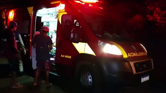 Homem cai, bate a cabeça e é socorrido com sangramento intenso pelo Siate