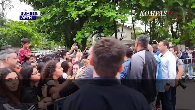 Presiden Brasil Dilarang Nonton Sepak Bola di Stadion Karena Tidak Divaksin
