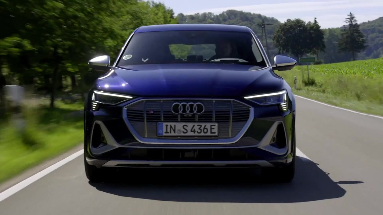 Der Audi e-tron S und der Audi e-tron S Sportback - die digitalen Matrix LED-Scheinwerfer