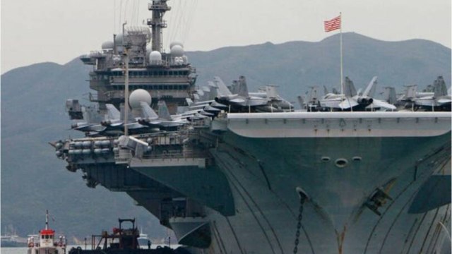 L’US Navy a vendu deux porte-avions pour un centime chacun