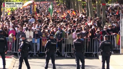 Ισπανία: Η χώρα τίμησε με στρατιωτική παρέλαση την εθνική γιορτή της