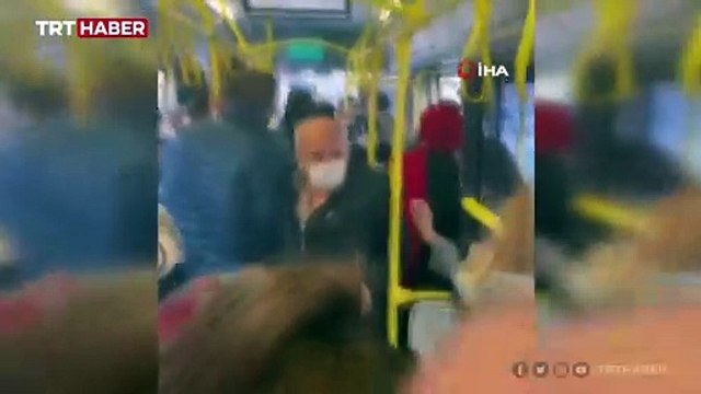 Psikolojim bozuldu diyen İETT şoförü yolcuları indirmek istedi