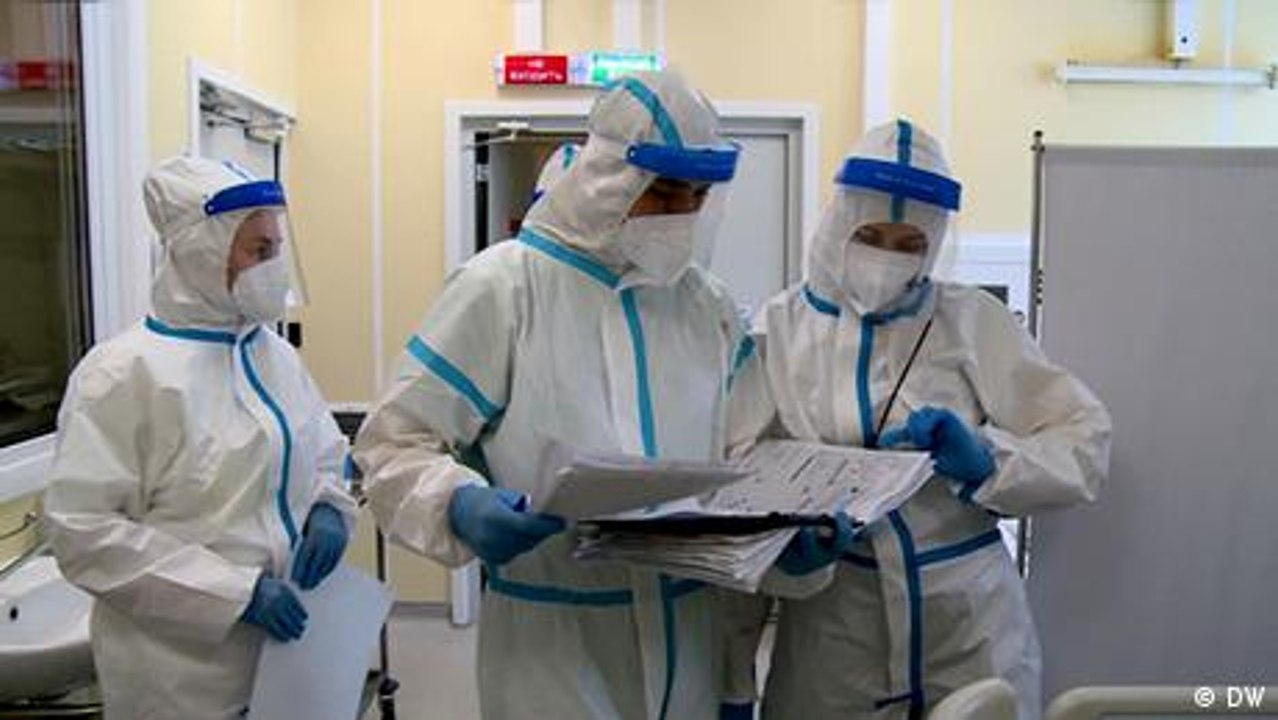 COVID-19 deaths surge in Russia as vaccinations lag