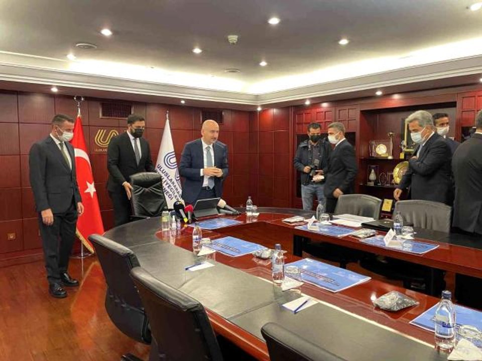 Bakan Karaismailoğlu: "Ülkemizi uluslararası arenada lojistik süper gücü haline getirdik"