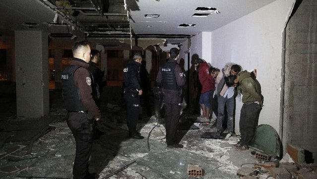 Reza Zarrab’ın el konulan binasına hırsızlar dadandı