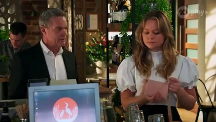 Neighbours 8718 13th October 2021