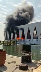 حريق في القاعة الرئيسية لحفل افتتاح مهرجان الجونة ومحاولة السيطرة عليه