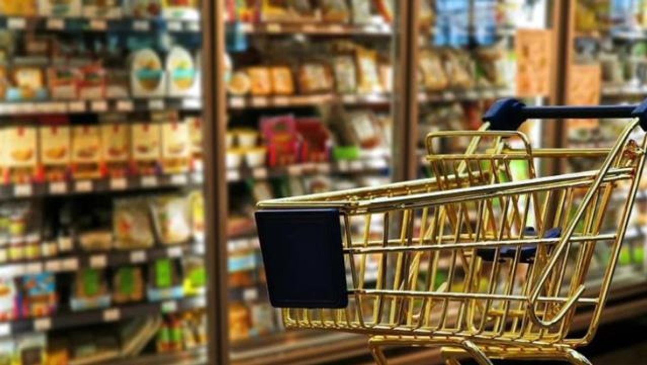 Türkiye'nin önde gelen zincir marketinde skandal! Nugget paketini açan vatandaş büyük bir şok yaşadı