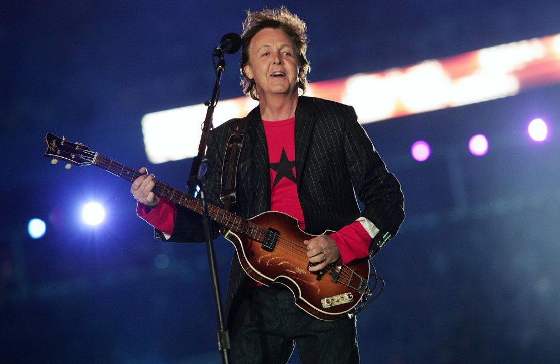 Paul McCartney compare les Rolling Stones aux Beatles : "On avait plus d'influences qu'eux"