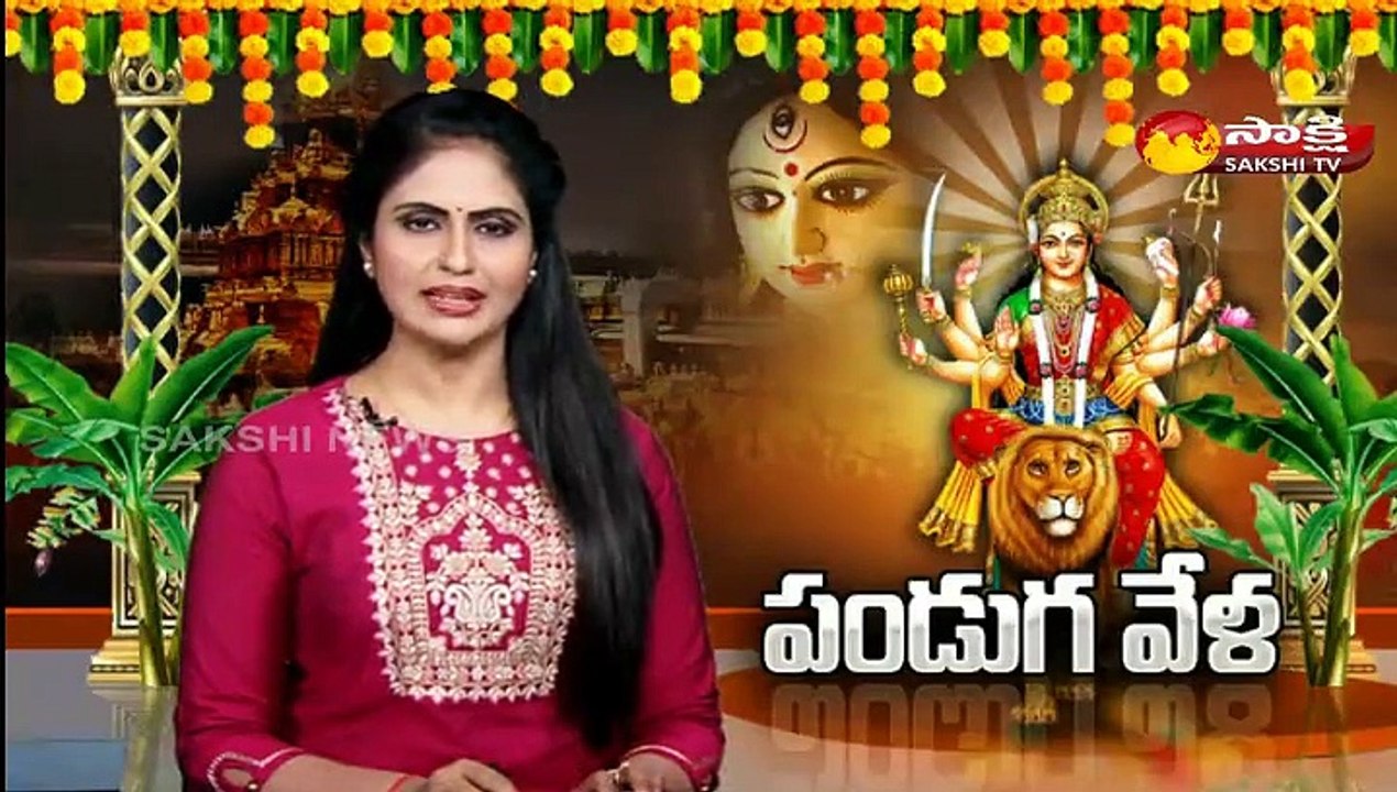 దుర్గాదేవీ అలంకరణలో దర్శనమిచ్చిన కనకదుర్గమ్మ 