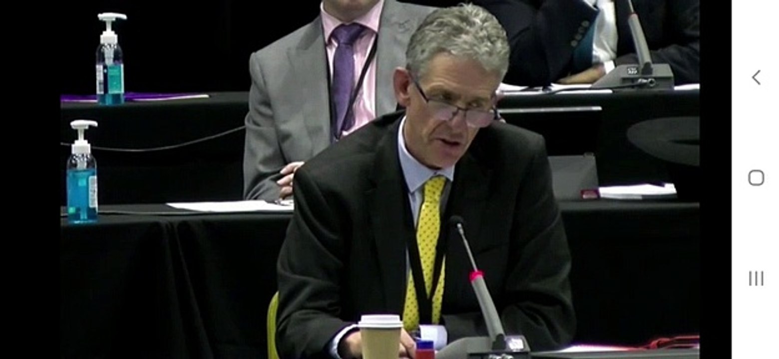 Coun Martin Smith told a full council meeting t...
