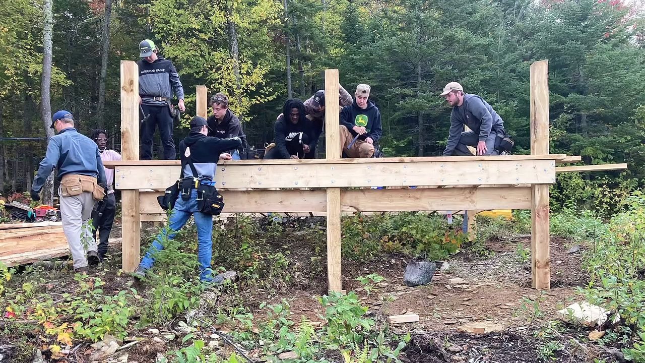 (13-10-2021) TOPO étudiants charpenterie CCNB