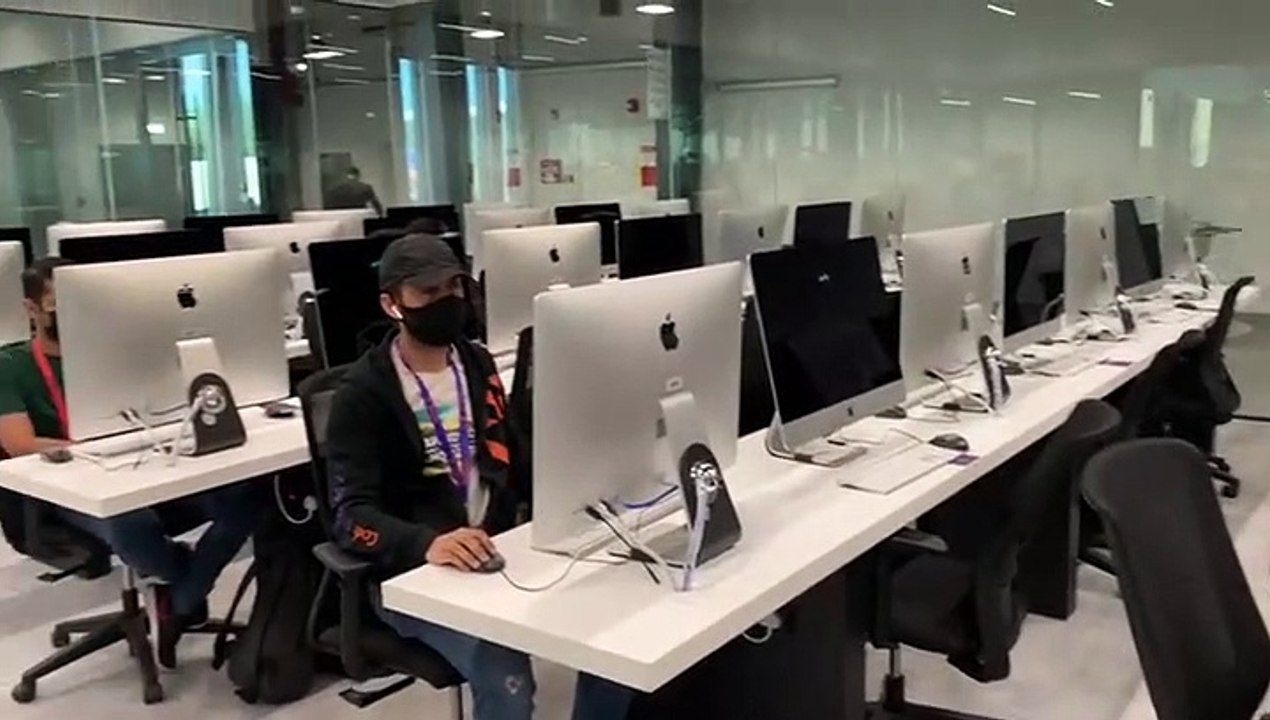 Inside labs of 42 Abu Dhabi